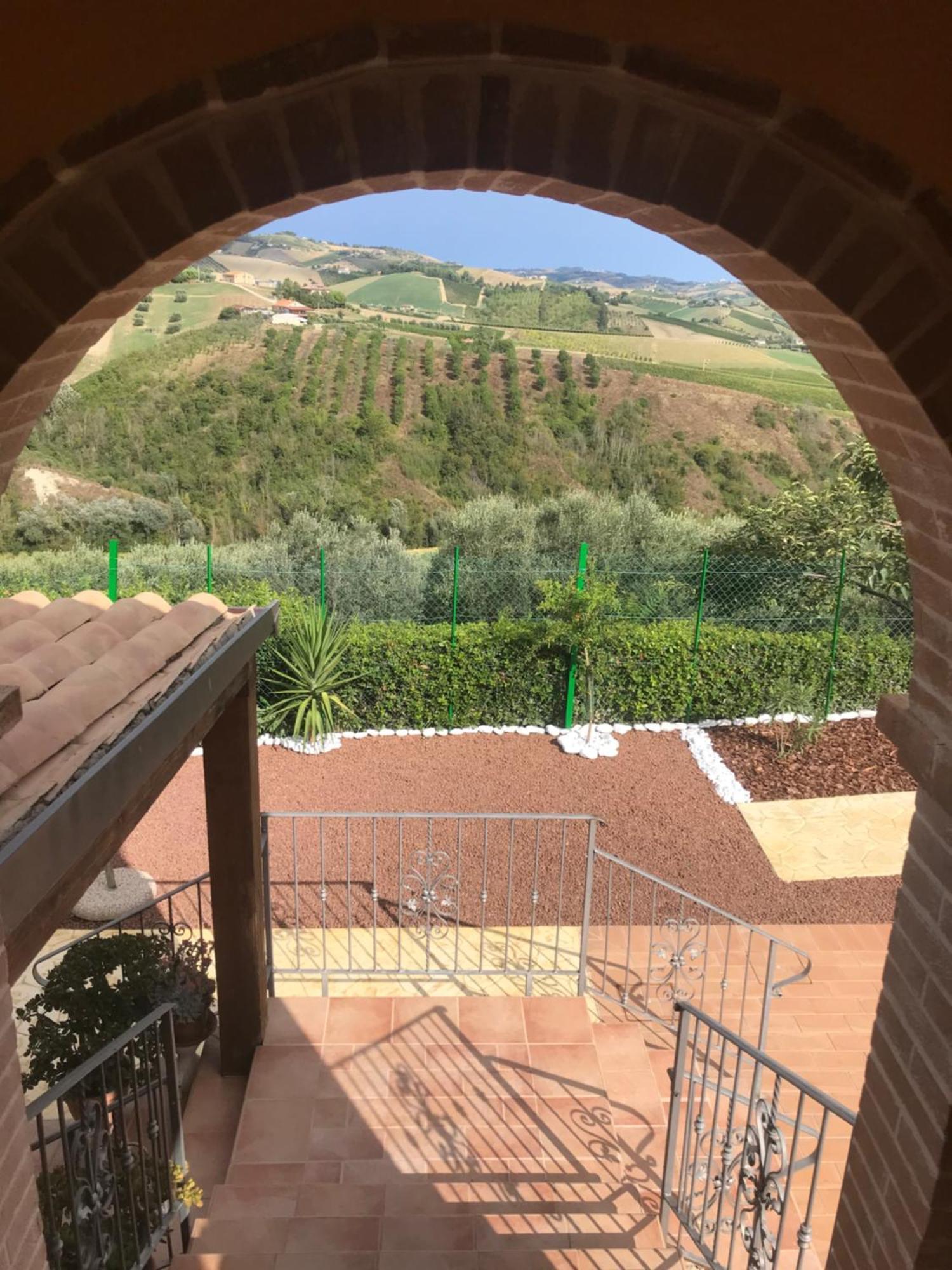 Agriturismo Cerquatonda Montalto delle Marche Exterior foto